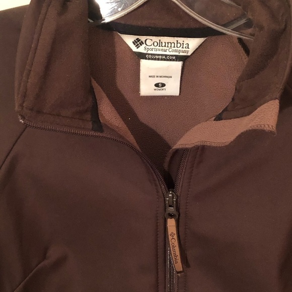 Columbia Women’s Brown Soft Shelled Jacket Size Small - Picture 3 of 4